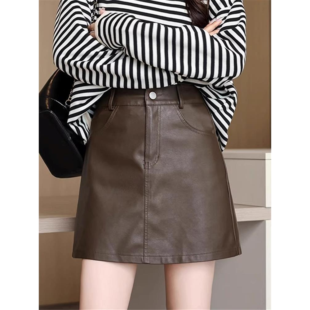 pu皮半身裙2025秋新款复古咖