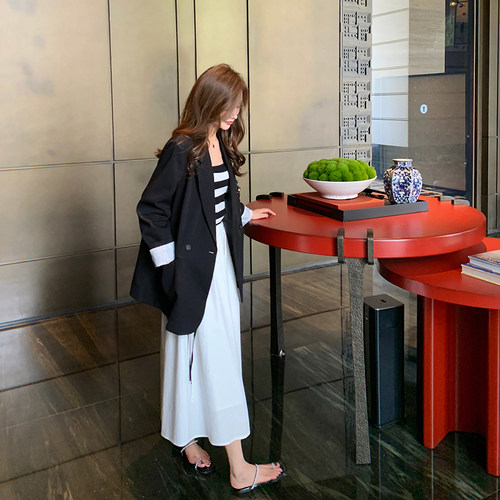 bigyu 后背纽扣开叉设计感高级西装外套春秋休闲宽松显瘦黑色上衣