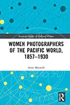 预售 按需印刷 Women Photographers of the Pacific World, 1857–1930