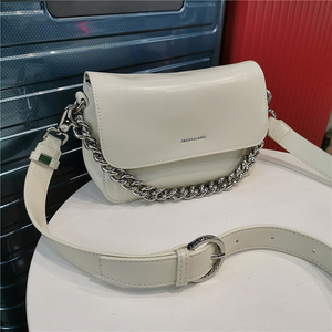 牛皮小包包女休闲链条单肩腋下包高级小众简约真皮斜挎包时尚皮包