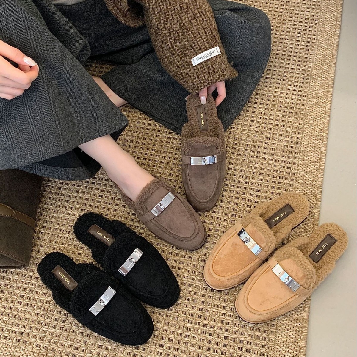 平底金属扣包头半拖鞋女外穿2025秋冬新款毛毛鞋加绒穆勒鞋棉拖女