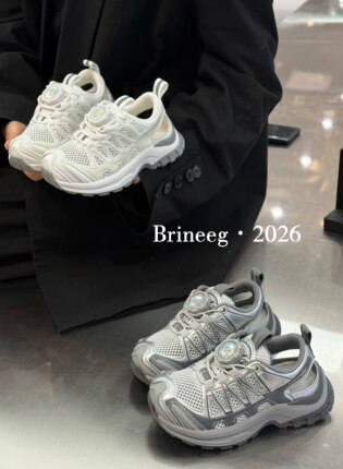 2026夏季新款儿童运动鞋男女童网面透气休闲鞋镂空运动老爹鞋