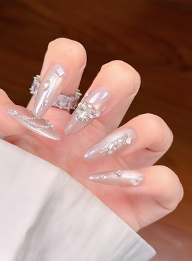 【Lilynail月神泪】手工穿戴甲2026新款碎钻指甲贴温柔冰凉感美甲