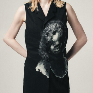 摇曳马夹男 原创日系设计感印花图案不对称印花马甲无袖 YOJI OOAK