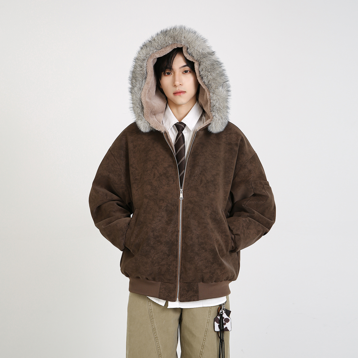 座山雕毛领连帽外套棉衣