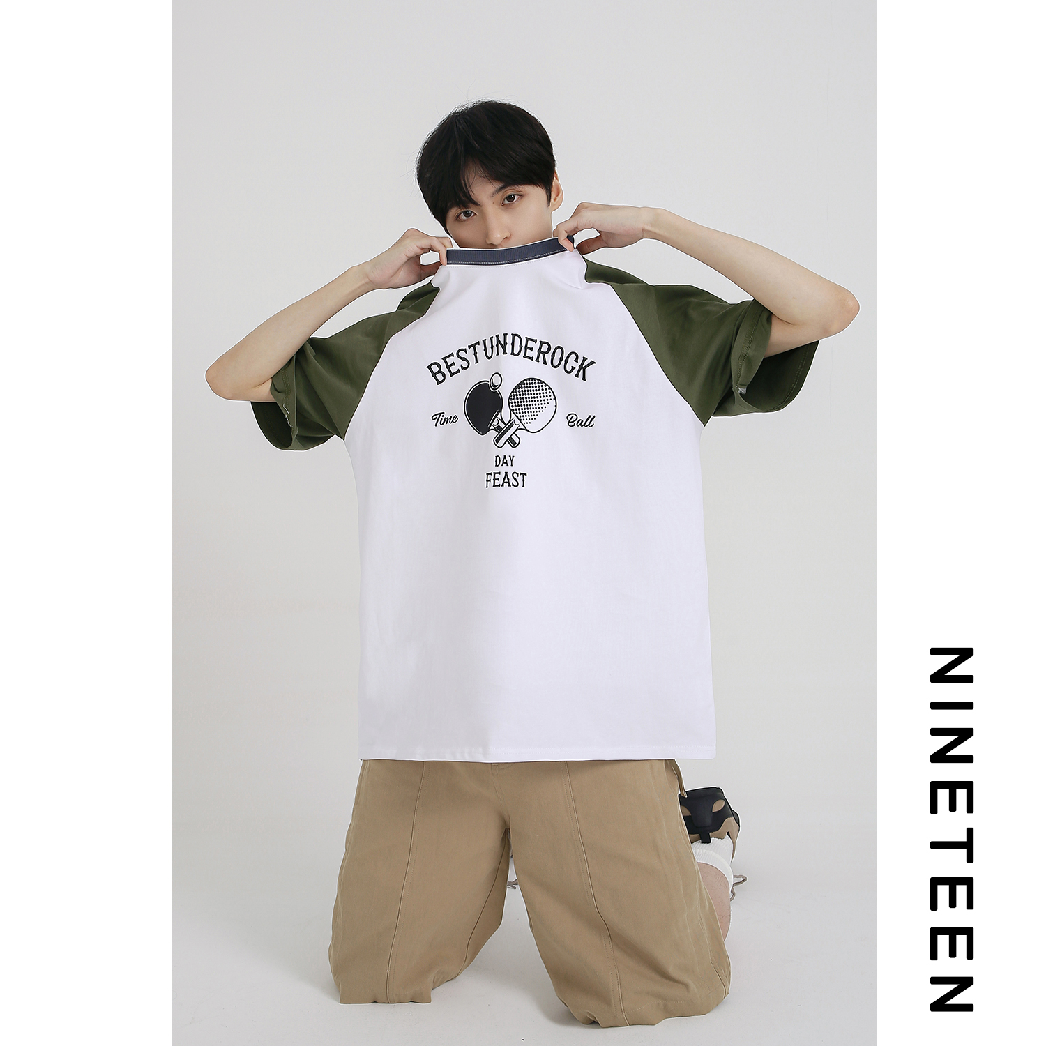 青少年学生撞色插肩袖印花短袖