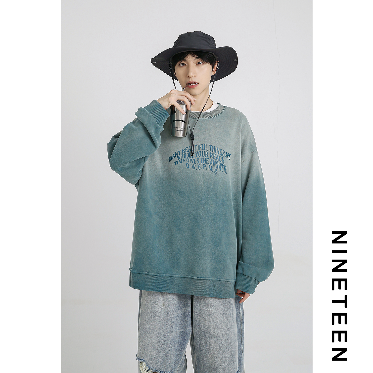 情侣渐变色宽松圆领卫衣