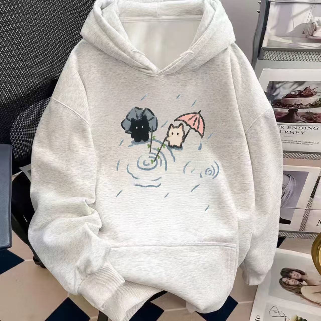 大童慵懒秋冬初高中女生浪漫的雨中猫咪印花连帽带兜运动百搭卫衣