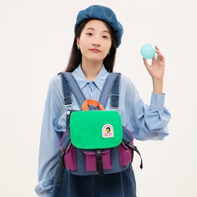 休闲可爱轻便双肩包学生小众背包