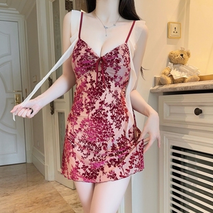 甜美纯欲蕾丝性感睡衣女带胸垫聚拢丝绒吊带睡裙小胸高级感家居服