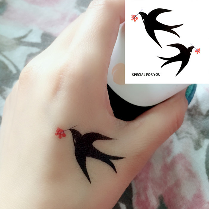 燕子纹身贴飞燕防水女持久少女可爱简约黑色水印贴画虎口锁骨手腕