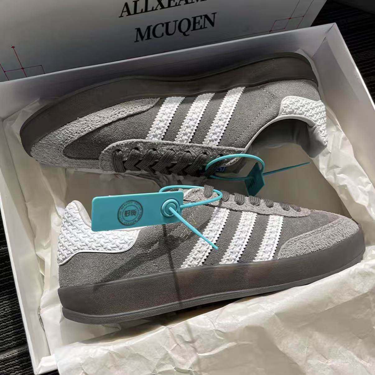 浦田灰色德训阿甘鞋男女款2026新款复古潮流时尚百搭情侣休闲板鞋