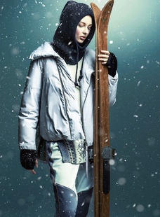 日单 五fox 女士宽松大翻领羽绒服 23新款