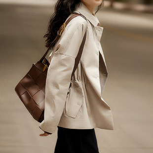 2026春短款风衣 新款时尚女装 小个子白色 翻领女士薄款外套