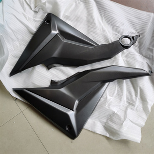 飞鹰摩托车配件FY150-3D鹰致仿彪影电瓶护板电池盖边盖侧盖侧翼壳
