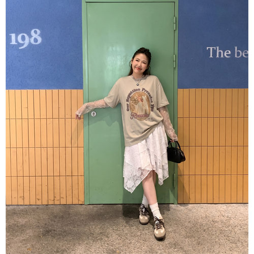 Q了个T大码女装微胖mm拼接蕾丝袖上衣+不规则半裙套