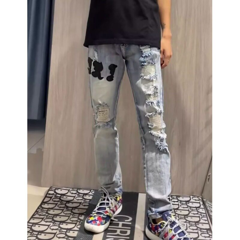 美式高街潮牌浅色磨白水洗烫钻补丁膝盖破洞修身牛仔裤2026年潮牌