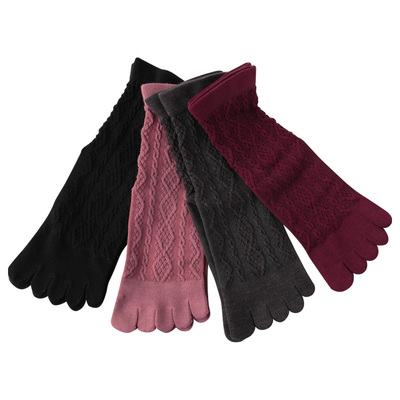 宽松纯棉中筒五指袜安格拉红女