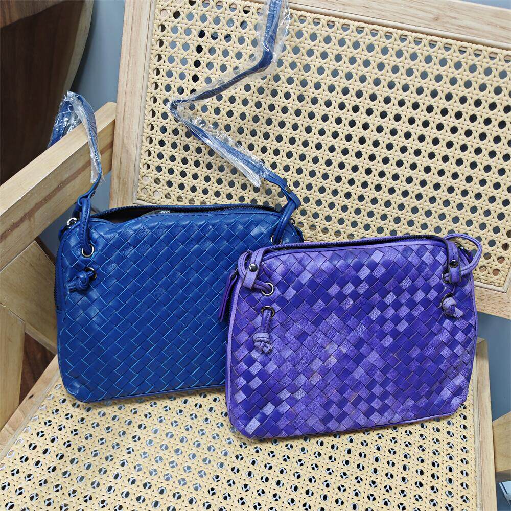 外贸出口清仓大甩卖头层羊皮编制单肩库存捡漏真皮斜挎贝壳女士包