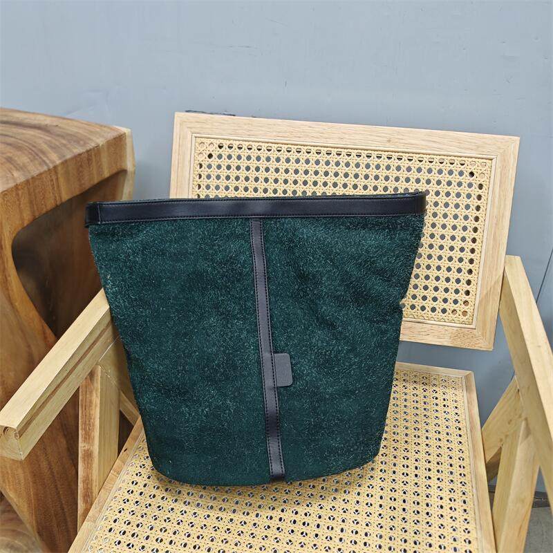 外贸出口清货清仓大甩卖特价处理牛皮水桶手提配真皮库存女士大包