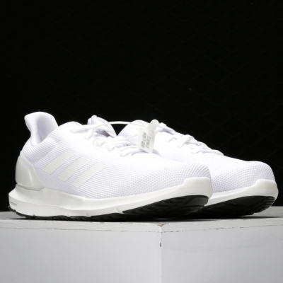 阿迪达斯男女低帮运动跑步鞋