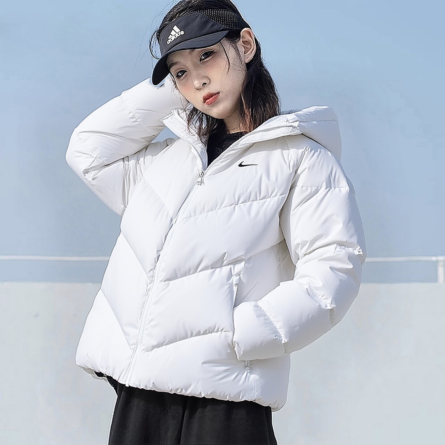 Nike耐克短款羽绒服正品女子外套冬季新款跑步运动服厚款连帽上衣