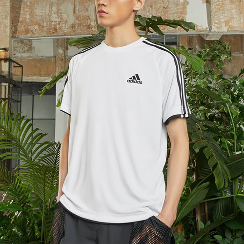 Adidas/阿迪达斯正品夏男透气条纹经典圆领运动休闲短袖T恤KU3920