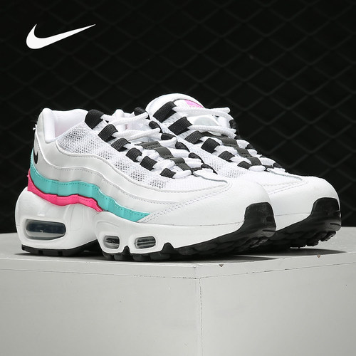 耐克女子气垫运动跑步鞋