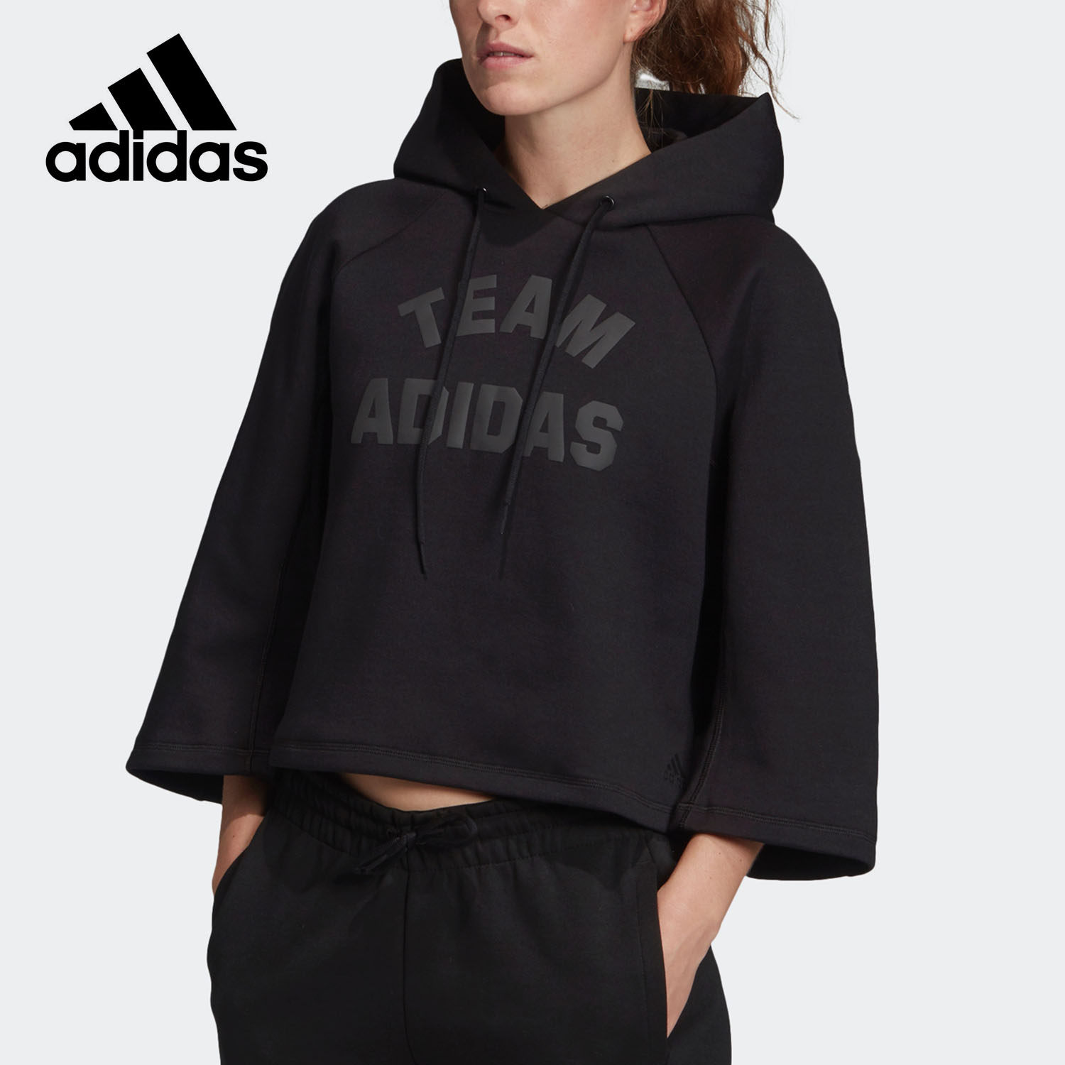 Adidas/阿迪达斯正品当季 W VRCT 女装运动型格连帽衫卫衣 EA0419,运动服/休闲服装,运动卫衣/套头衫,淘宝优惠券,粉丝福利购,淘宝优惠卷