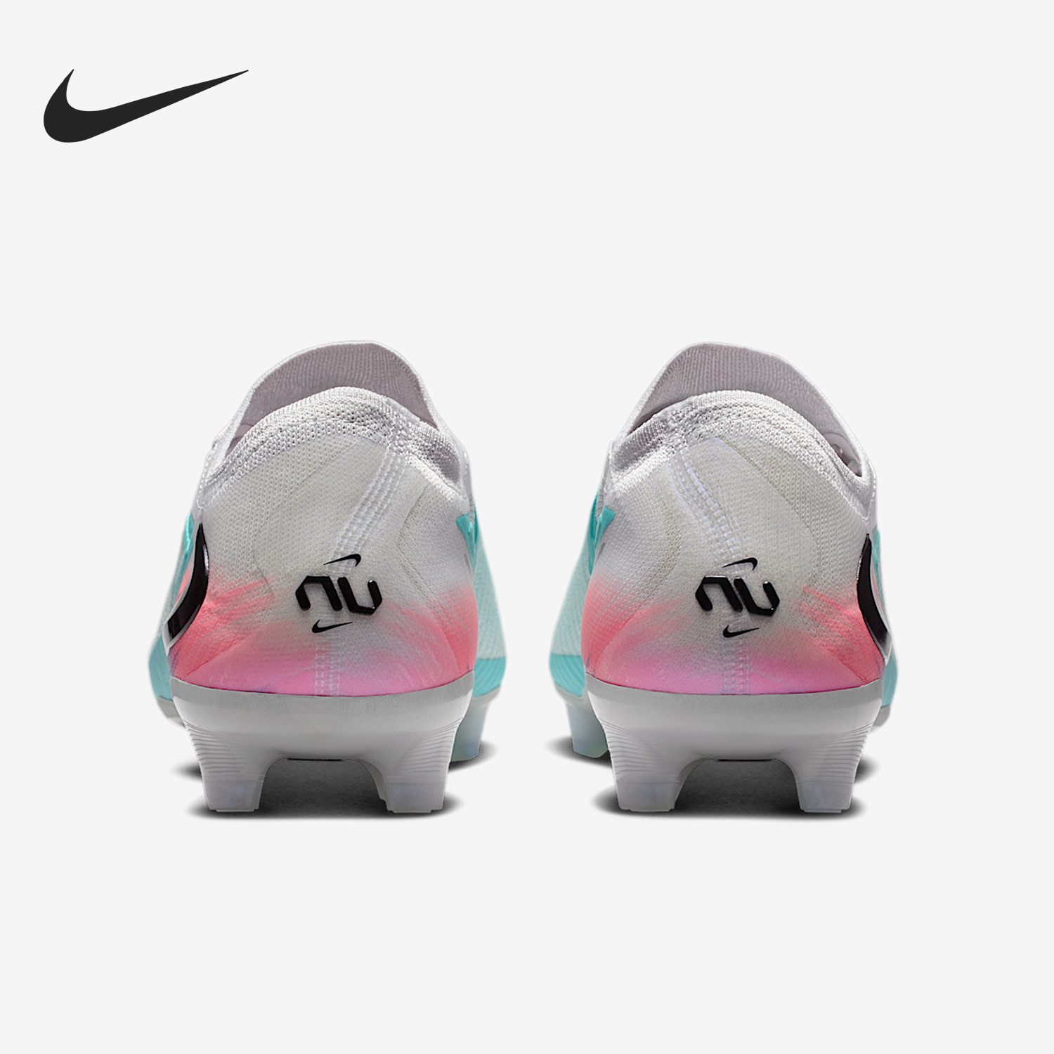 耐克男女运动低帮训练足球鞋