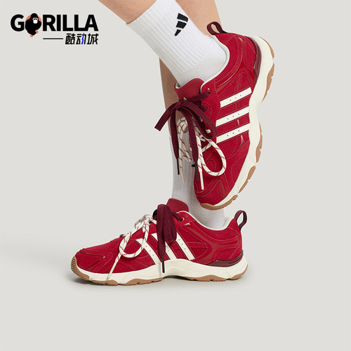 Adidas/阿迪达斯正品女士低帮系带防滑耐磨休闲运动鞋LA4339