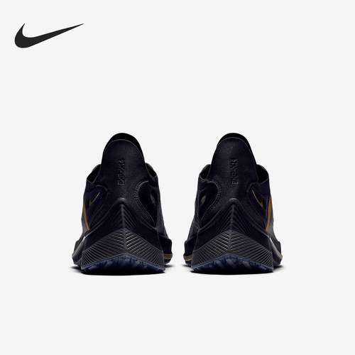 耐克EXP-X14CR7React跑步鞋男子