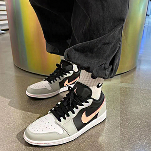 Air Jordan 553558 耐克正品 062 AJ1男子运动板鞋 春季 Low Nike