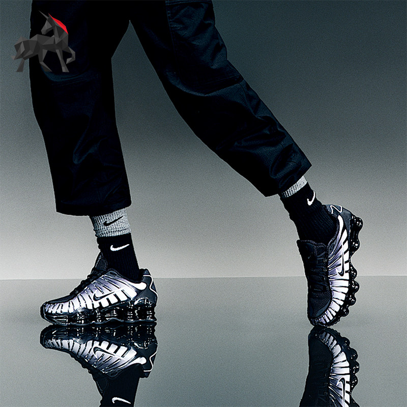 Nike/耐克正品Shox TL Fade女士运动气柱减震跑步鞋IH1336-002