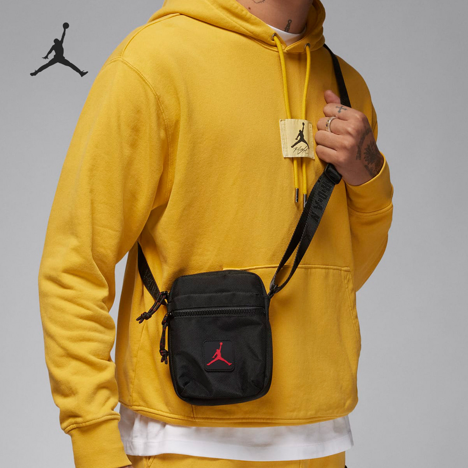 Nike/耐克官方正品JORDAN男女收纳便携运动休闲挎包HF1893-010,运动包/户外包/配件,挎包/拎包/休闲包,淘宝优惠券,粉丝福利购,淘宝优惠卷