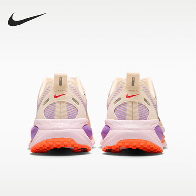 Nike/耐克官方正品VOMERO 18女士时尚缓震轻便运动跑鞋HM6804-113