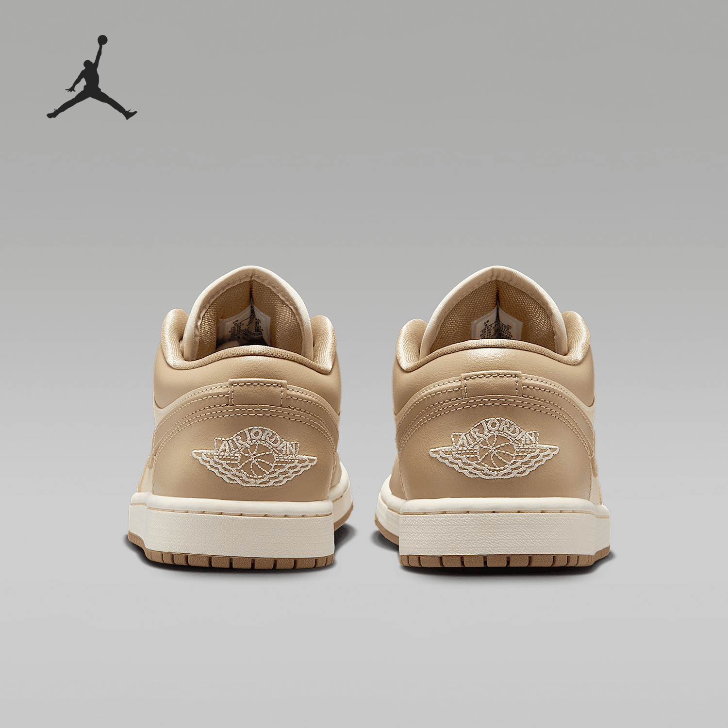 Nike/耐克正品Air Jordan 1女士低帮复古篮球鞋DC0774-203