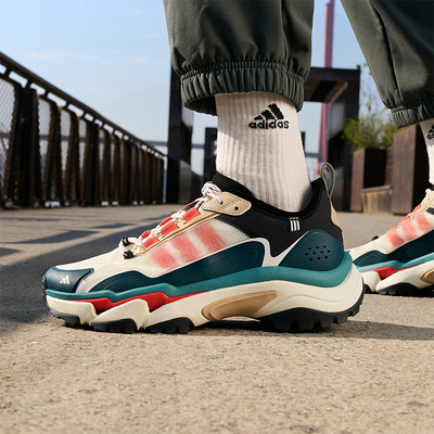 阿迪达斯正品男女跑步鞋