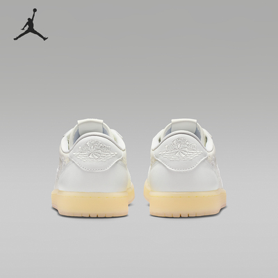 Nike/耐克官方正品AIR JORDAN 1 男士柔软舒适篮球鞋IF4391-100