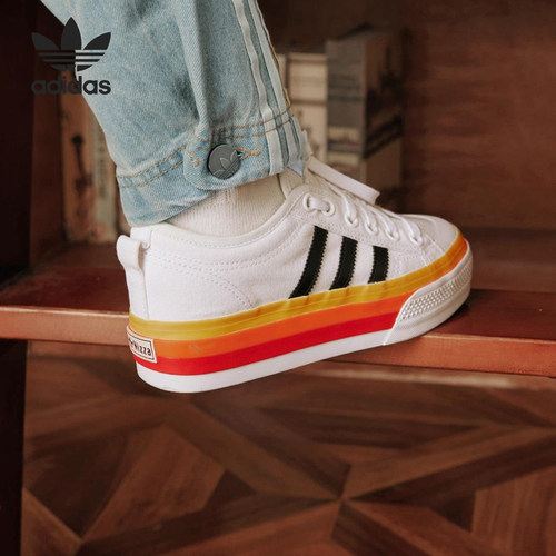 Adidas/阿迪达斯正品三叶草男女轻便耐磨厚底休闲板鞋JQ9148
