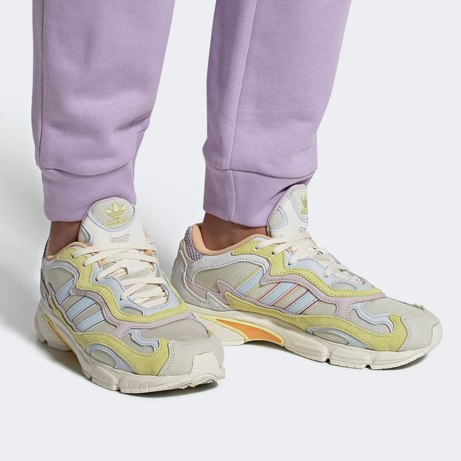 Adidas/阿迪达斯正品 三叶草 TEMPER RUN PRIDE 男女经典鞋EG1077