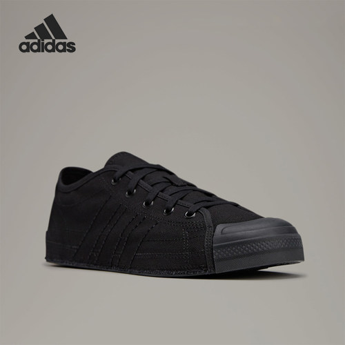 Adidas/阿迪达斯正品男女同款休闲舒适低帮耐磨板鞋JS0591