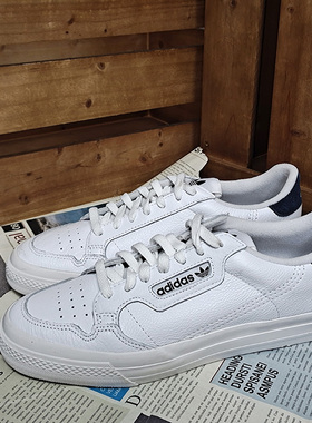 Adidas/阿迪达斯正品三叶草 新款男女休闲透气运动板鞋 EG4588