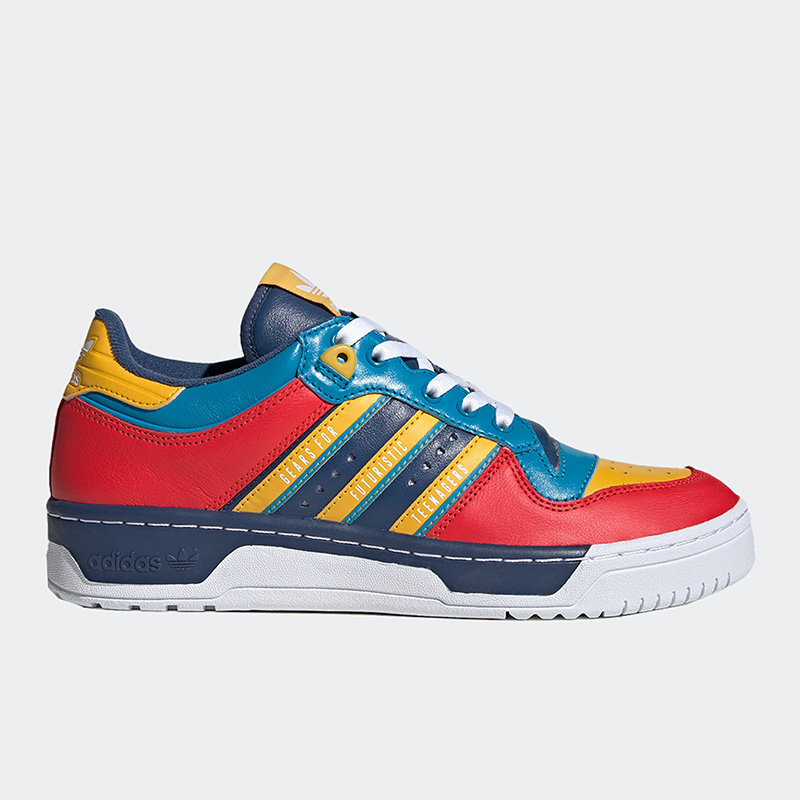 阿迪达斯男女同款运动休闲鞋