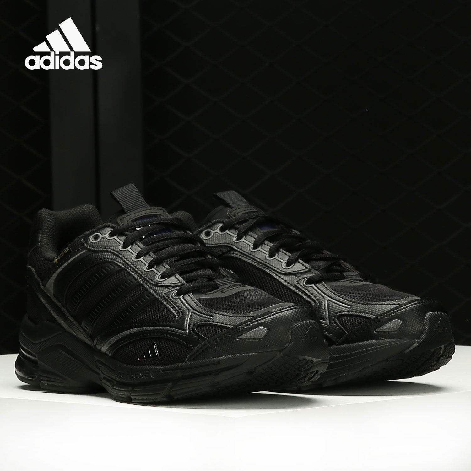Adidas/阿迪达斯官方正品运动男女时尚潮流低帮轻便跑步鞋 GZ1321