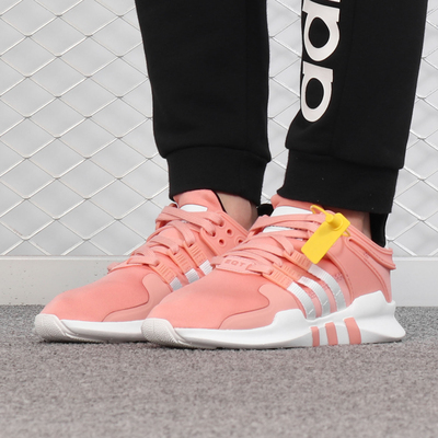 阿迪达斯时尚缓震男女休闲鞋