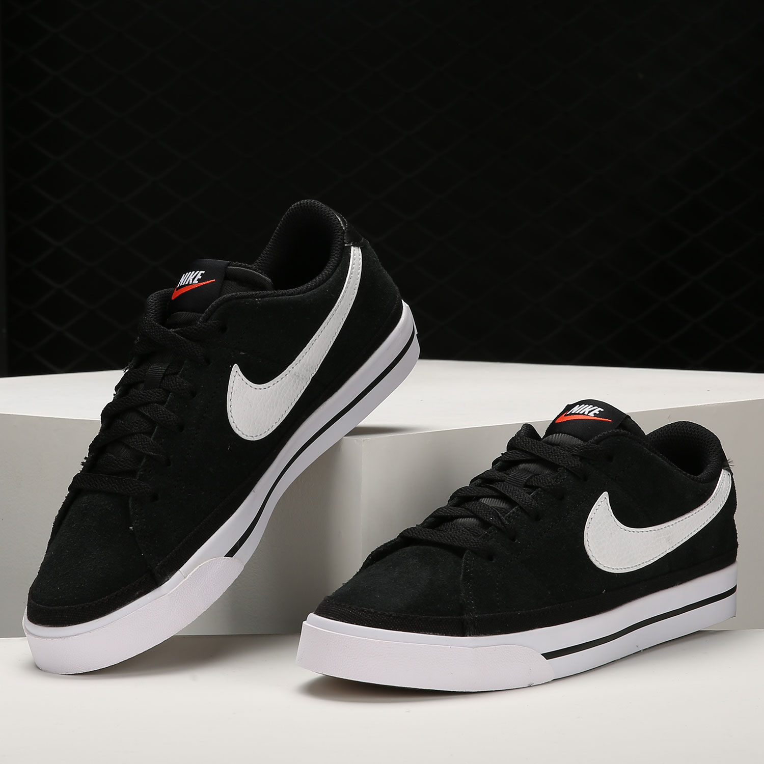 Nike/耐克正品男女低帮板鞋