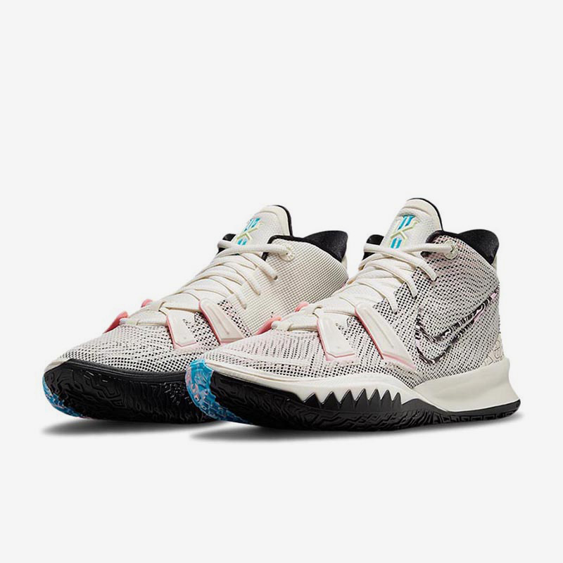 Nike/耐克正品男女同款防滑耐磨中帮实战篮球鞋CZ0141-100