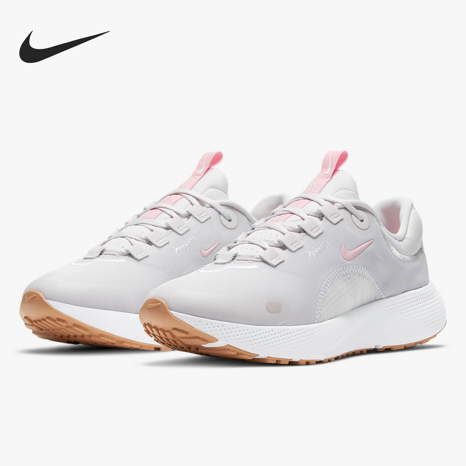 耐克女子透气低帮运动鞋