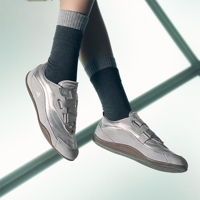 Adidas/阿迪达斯正品URBAN REVERIE女士低帮薄底运动休闲鞋JQ9392